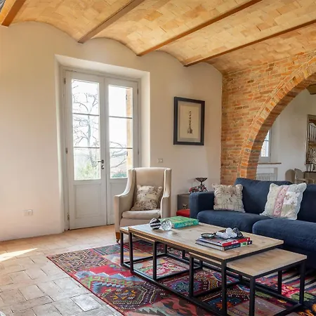 Country With Private Pool In Umbria/tuscany * カスティリオーネ・デル・ラーゴ