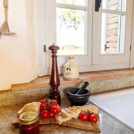 Country With Private Pool In Umbria/tuscany * Castiglione del Lago